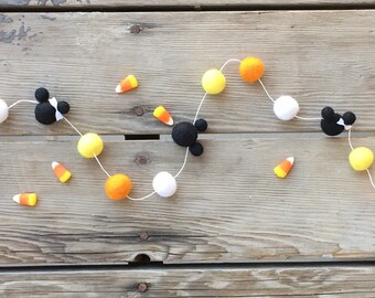 halloween,Disney, Mickey Minnie Mouse, Birthday Felt Ball Garland, Pom Pom Garland, Nursery Decor, Bunting Banner, Party Decor, Baby Shower