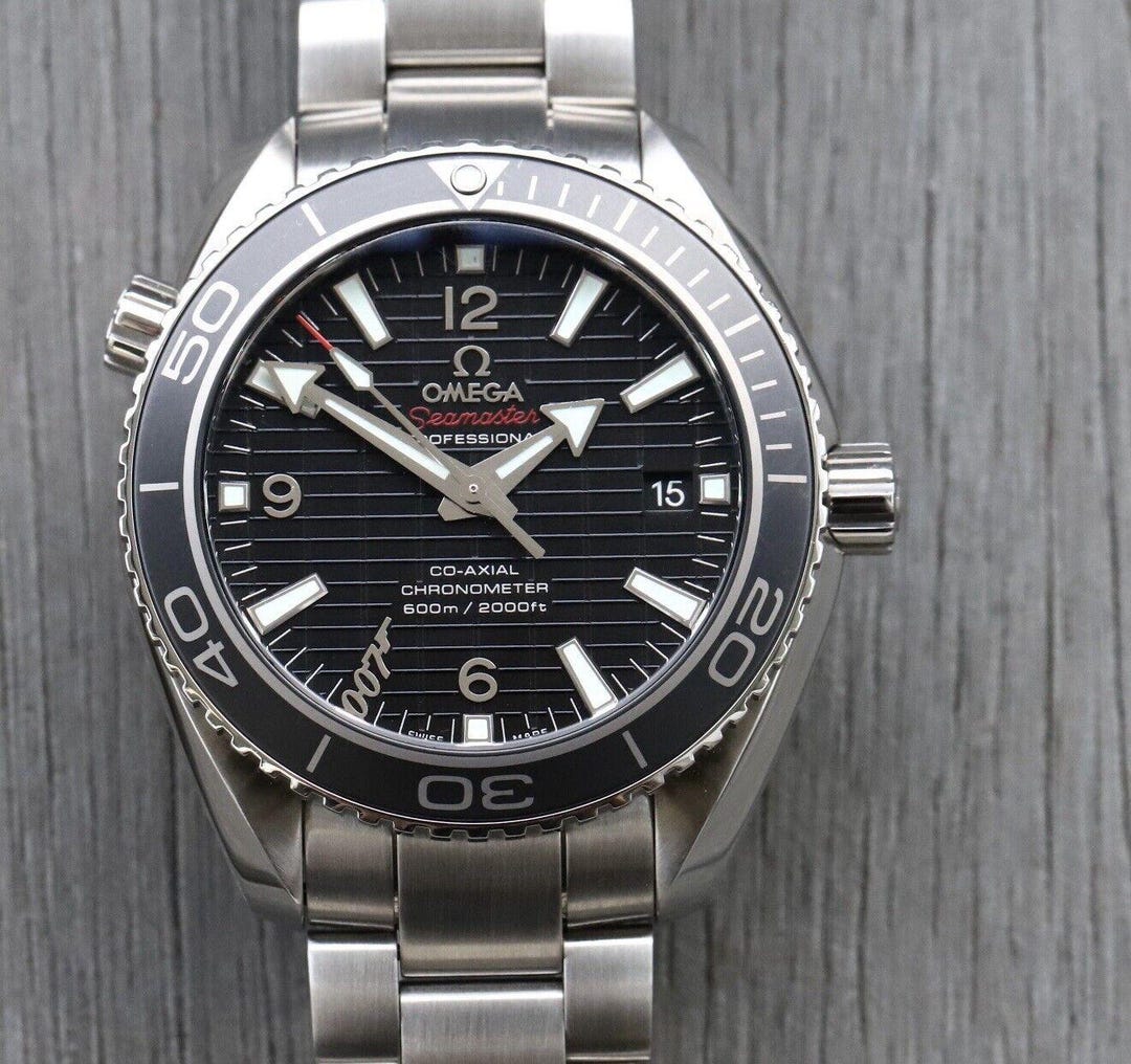 omega-seamaster-planet-ocean-skyfall-limited-edition-232-30-42-21-01