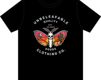 T-Shirt mit Totenkopf-Wüstenmotiv und Sonnenuntergangsmotiv | Südwestliche Kaktus-Vibes