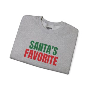 Jultomtens favorittröja, jultröja, julklapp till henne eller honom, julfestoutfit, familjens julmatchning bild 8