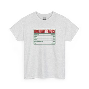 Maglietta con etichetta nutrizionale e informazioni sulle vacanze, maglietta natalizia divertente, regalo di Natale per lei o per lui, abbigliamento per feste di Natale, abbigliamento natalizio coordinato per tutta la famiglia immagine 4