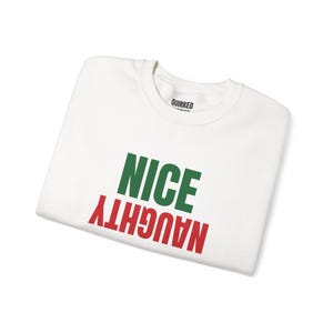 Leuke, ondeugende, ondersteboven trui, kersttrui, kerstcadeau voor hem of haar, kerstfeestoutfit, bijpassende kerstoutfit voor het hele gezin afbeelding 2