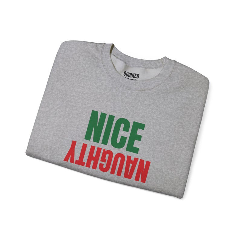 Leuke, ondeugende, ondersteboven trui, kersttrui, kerstcadeau voor hem of haar, kerstfeestoutfit, bijpassende kerstoutfit voor het hele gezin afbeelding 8