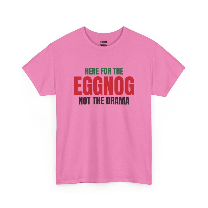 T-shirt « Ici pour le lait de poule, pas pour les drames », T-shirt de Noël humoristique, Cadeau de Noël pour elle ou lui, Tenue de fête de Noël, Ensemble assorti pour toute la famille image 7
