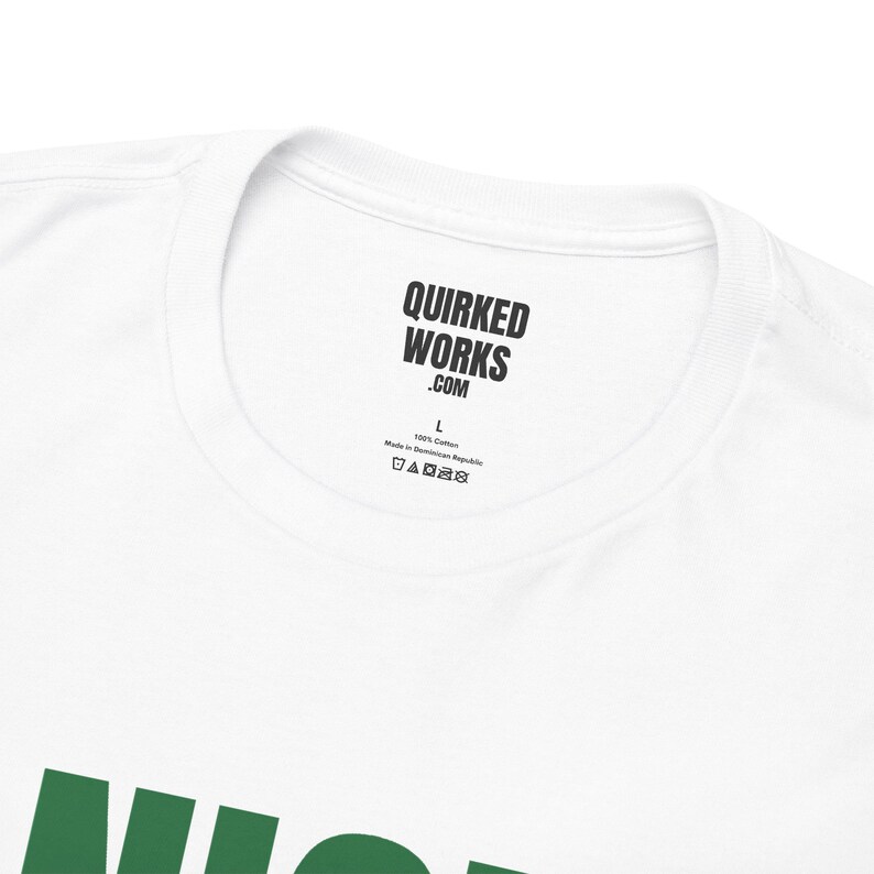 Leuk, ondeugend, ondersteboven shirt, grappig kerstshirt, kerstcadeau voor hem of haar, outfit voor een kerstfeest, bijpassende kerstoutfit voor het hele gezin afbeelding 3
