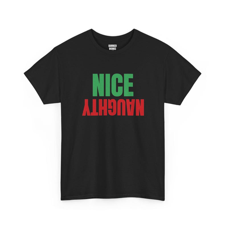 Leuk, ondeugend, ondersteboven shirt, grappig kerstshirt, kerstcadeau voor hem of haar, outfit voor een kerstfeest, bijpassende kerstoutfit voor het hele gezin afbeelding 1