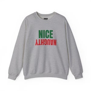 Leuke, ondeugende, ondersteboven trui, kersttrui, kerstcadeau voor hem of haar, kerstfeestoutfit, bijpassende kerstoutfit voor het hele gezin afbeelding 7