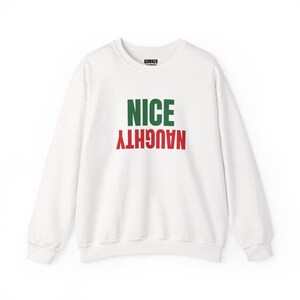 Leuke, ondeugende, ondersteboven trui, kersttrui, kerstcadeau voor hem of haar, kerstfeestoutfit, bijpassende kerstoutfit voor het hele gezin afbeelding 1