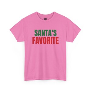 Camiseta favorita do Papai Noel, camiseta natalina divertida, presente de Natal para ela ou para ele, roupa para festa de Natal, combinação natalina para a família imagem 7