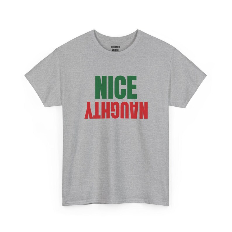 Leuk, ondeugend, ondersteboven shirt, grappig kerstshirt, kerstcadeau voor hem of haar, outfit voor een kerstfeest, bijpassende kerstoutfit voor het hele gezin afbeelding 6