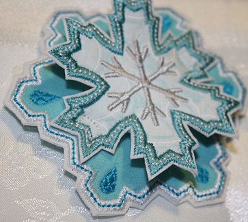 Snow Flake Napkin Holder, In The Hoop Embroidery Applique Design 2 sizes for hoops 4x4 or larger INSTANT Download image 2