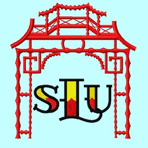 Puede incluir: Puerta de estilo pagoda roja con un monograma "SLY" negro y amarillo en el centro.