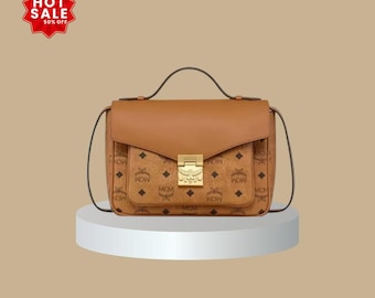 MCM braune Visetos Schultertasche | Umhängetasche aus Monogram-Leder