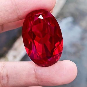 Huge 30 CT  Ruby, Oval Cut, VVS1 Clarity Blood Red Color Ruby Gemstone For Pandent + Free Gift