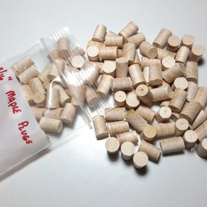 Reclaimed Mixed Maple Tapered Wood plugs