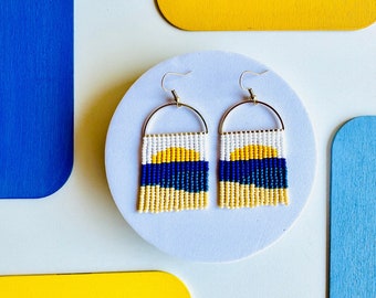 Pendientes de cuentas de semillas hechos a mano de Modish / Beachy / Beach Themed