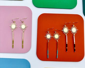 Pendientes de cuentas de semillas hechos a mano por Modish / Cuentas Sunburst / Modernos / Boho / Coloridos