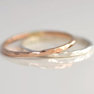 Gehämmert Rose Gold und Silber Ringe Stapeln