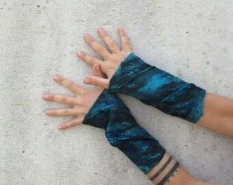 Women’s Wrist Warmers, Fairy Turquoise Gloves, Woodland Arm Warmers, Tribal Felt Cuffs for Her, Hand Made Wool Mittens, Pixie Accessories