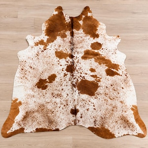 Autentico tappeto in pelle bovina screziata marrone e bianca / Tappeto in pelle naturale / Arredamento rustico in stile western
