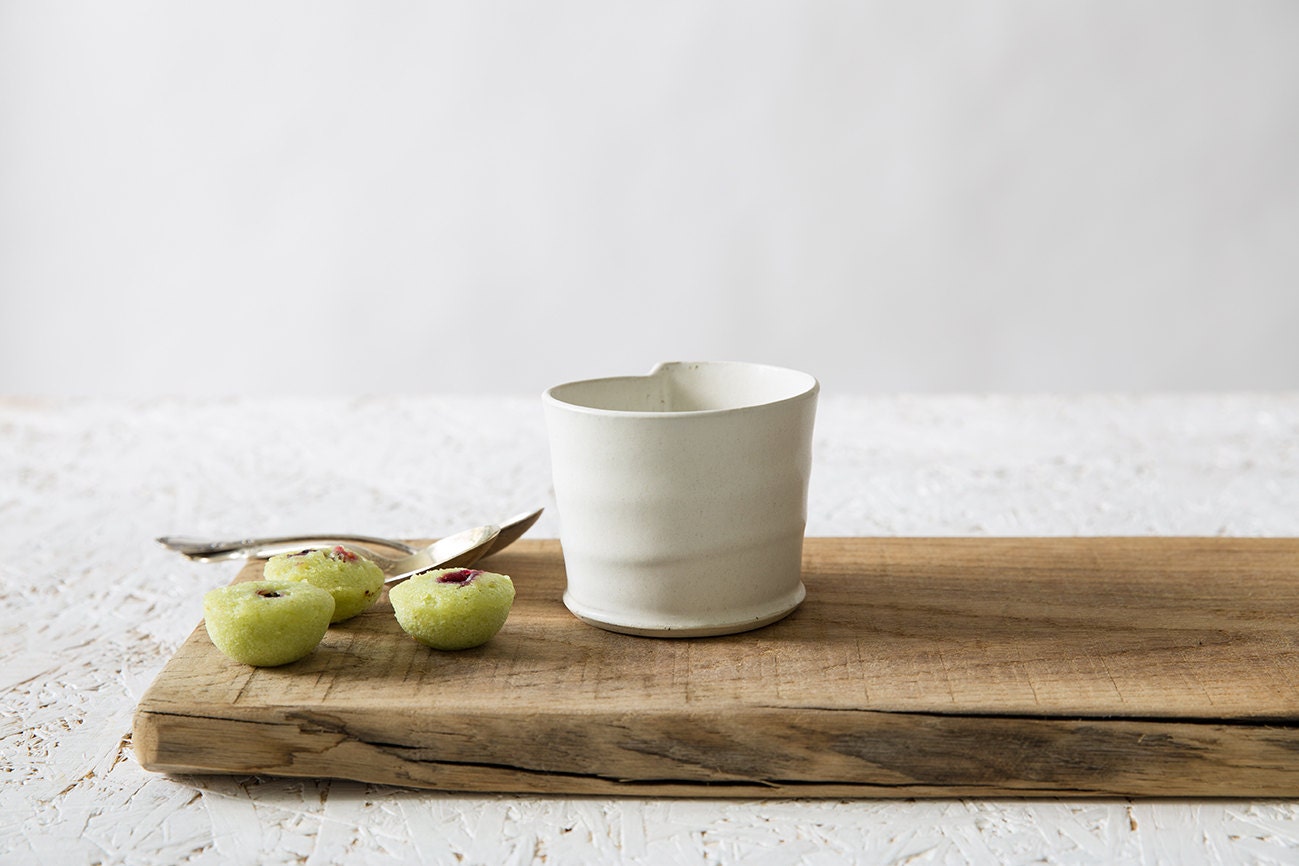 Petit Gobelet à Café en Céramique, Tasse Blanche Moderne, Céramique Minimaliste, de Saké Poterie Dél