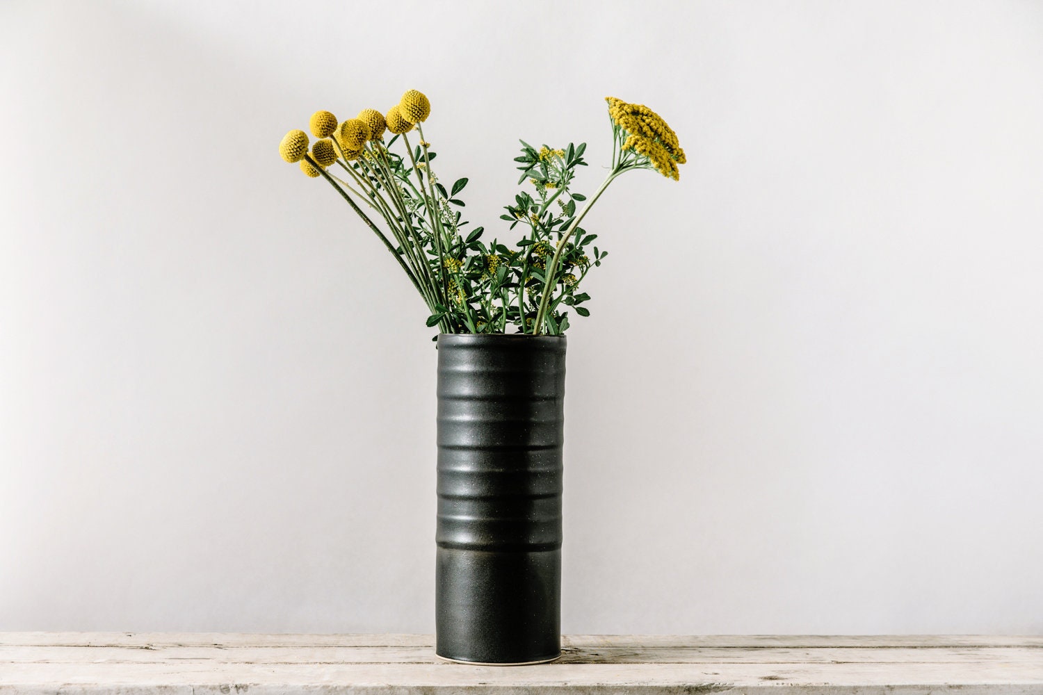 Vase en Céramique Noire, Vase à Haute Fleur, Décor Moderne, Minimaliste Moyen, Noir Unique, Fait Mai