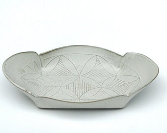 Oval Unique White Ceramic Tray, White Patterned Serving Tray, Ceramic Appetizer Platter, Decorative Table Centerpiece, Mother's Gift