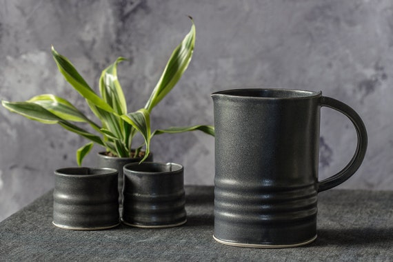 Ceramic Serving Pitcher, Pitcher Set, Black Ceramic Pitcher, Handmade  Pottery Pitcher Set, Water Jug Set, Black Modern Pitcher & Tumblers 