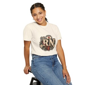 Registered Nurse RN Patch T-Shirt, Nursing School Graduation Gift, Class of 2026 Tee