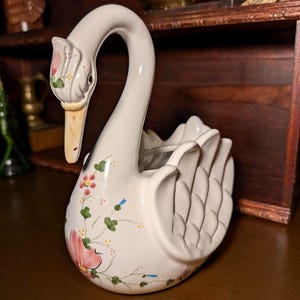 Vintage Safari Swan Planter, Hand Painted Floral Ceramic Bird, Made in Portugal, Cottagecore Grandmacore Decor, Bird Lover Gift