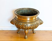 Vintage Chinese brass censer incense burner with feet embossed Chinese footed censer bowl