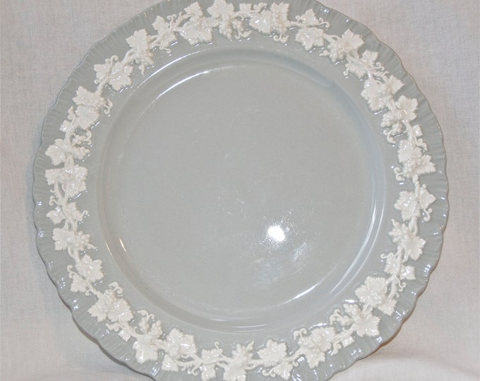 Vintage Wedgwood Dinner Plate...shell Edge...embossed Queensware...gray