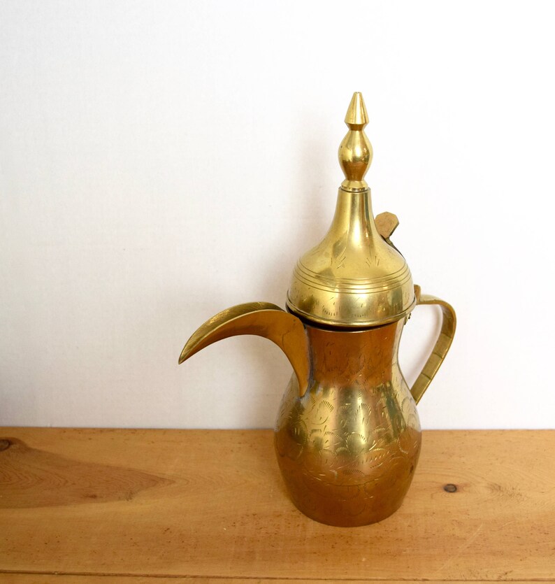 Vintage Dallah Arabic coffee pot...large brass Dallah...Arabic coffee pot...engraved brass Dallah...etched brass Dallah.