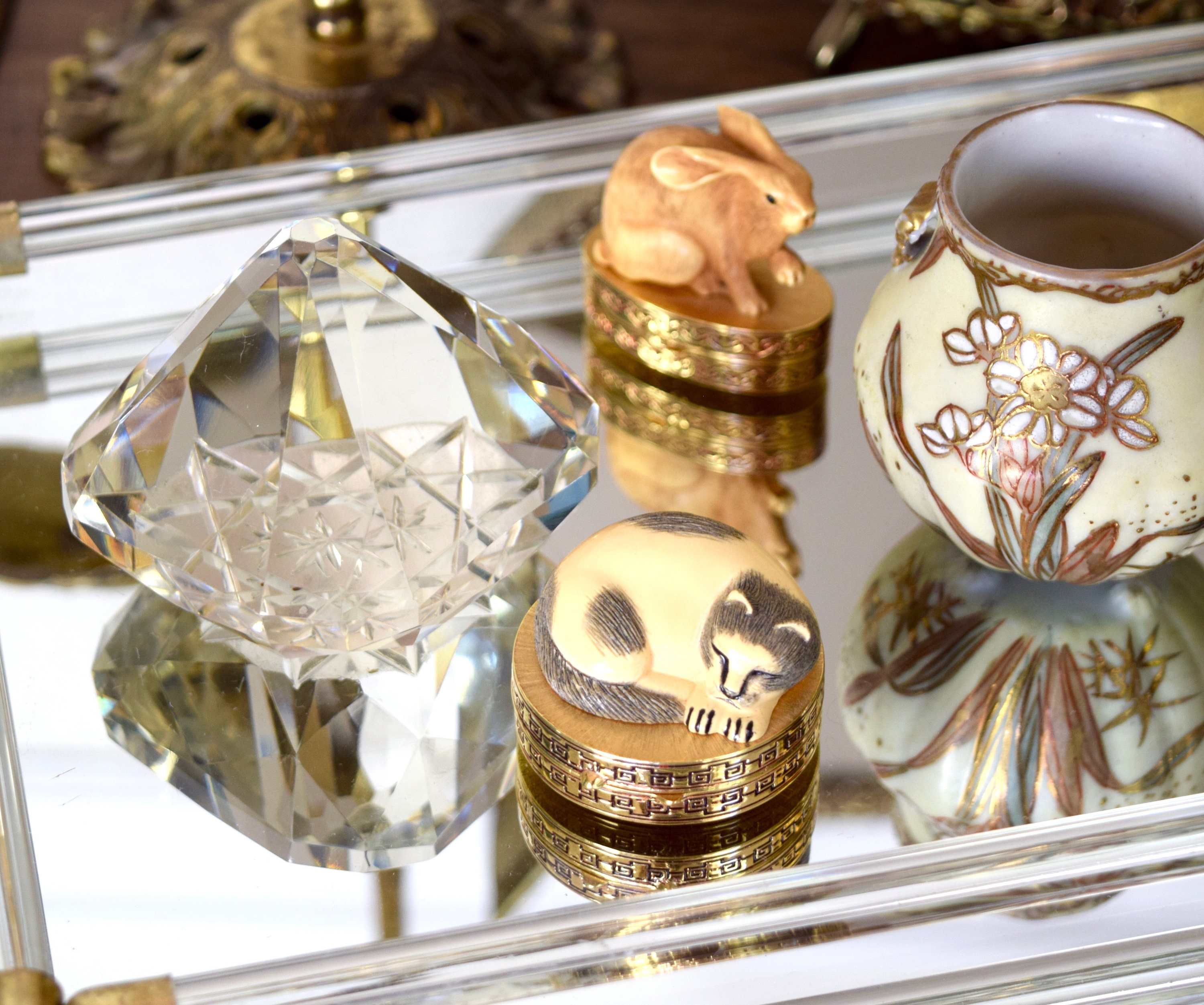 Vintage Estee Lauder solid perfume cinnabar cat compact...1986 Etsy