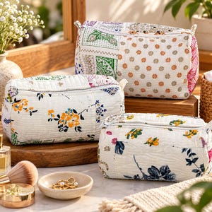 Quilted Cotton Patchwork Toiletry Bag Set, Zipper Closure Cosmetic Pouches (Set of 3)