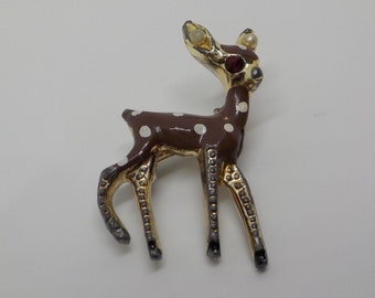 Vintage Gold Tone Metal & Enamel Fawn Brooch (6056/6060) Rhinestone Eye