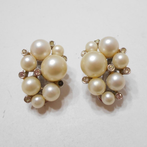 Vintage Marvella Faux Pearl & Rhinestone Clip Earrings (6965) Gorgeous!