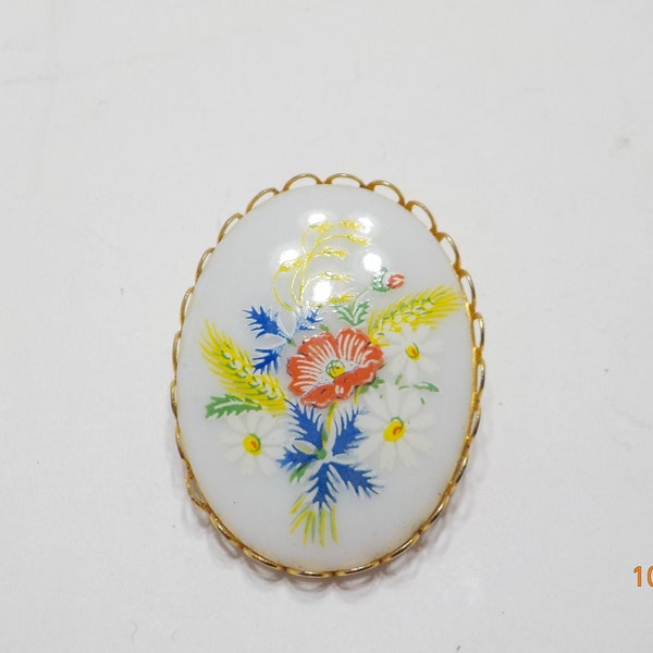 Vintage Hand Painted Oval Milk Glass Brooch (6766) Floral Print