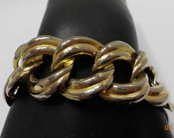 Vintage Gold Tone Link Bracelet (8201)