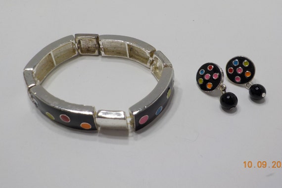 Vintage Enamel Stretch Bracelet & Earrings Set (5… - image 1