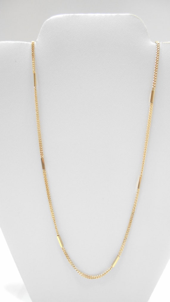 Vintage Avon 32" Gold Tone Chain & Link Necklace (