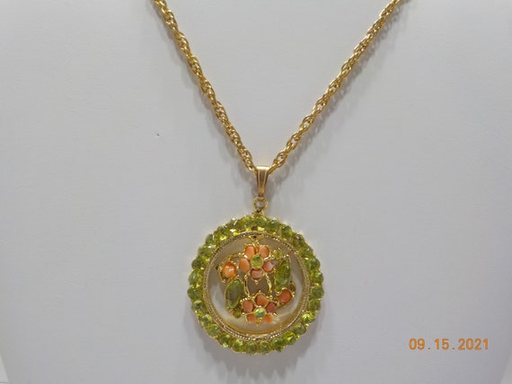 Vintage Lime Green Rhinestone Pendant Necklace (4… - image 1