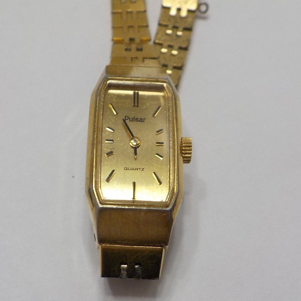 Vintage Women's Pulsar Quartz Wrist Watch (4963) Flexible Watch Band--New Battery Included