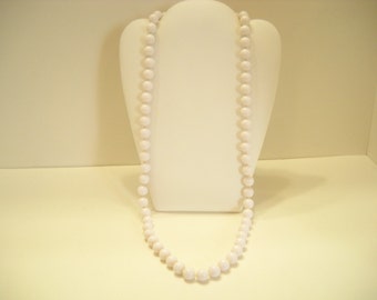 Vintage 28" White Plastic Beaded Necklace (8860**) Individually Knotted