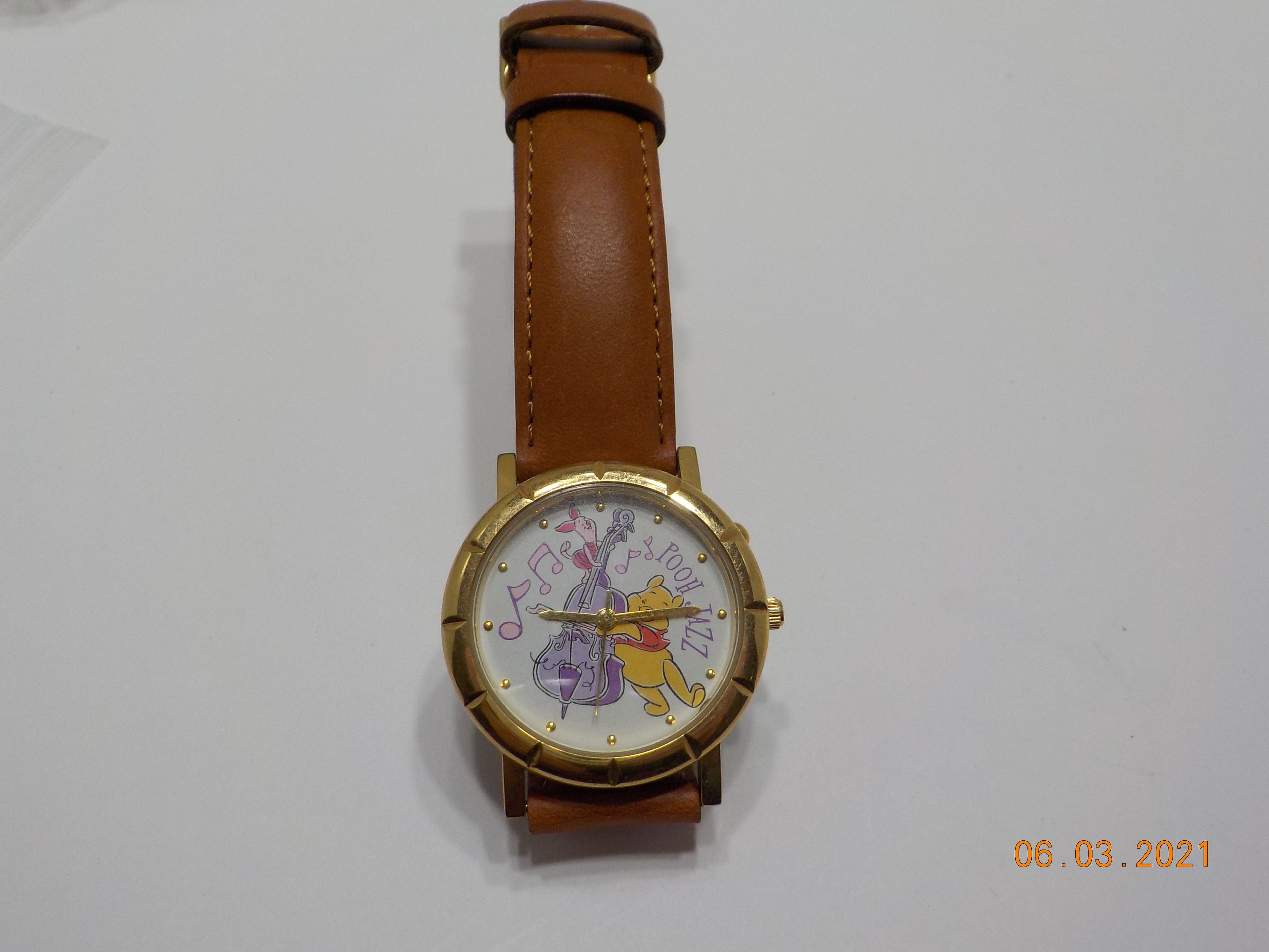 Vintage Disney's Winnie the Pooh & Piglet Jazz Musical Wrist Watch