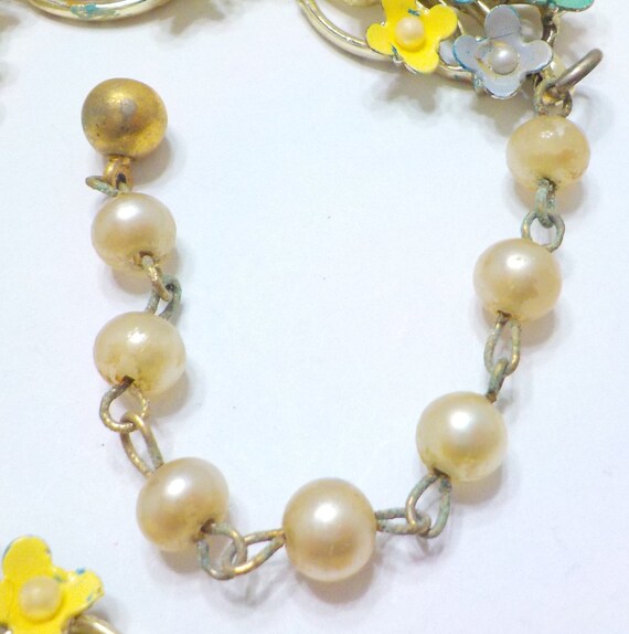 Vintage Enamel & Faux Pearl Flower Choker Necklac… - image 4