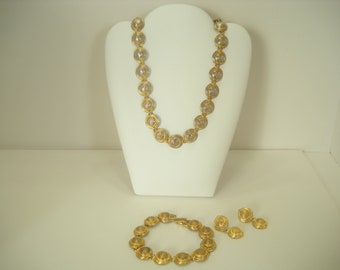 Vintage Gold Tone Linked Parure (5631) Necklace, Bracelet & Pierced Dangles