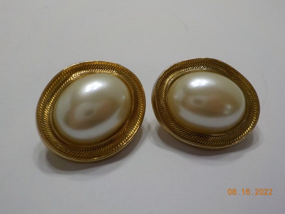 Avon pearl earrings sale
