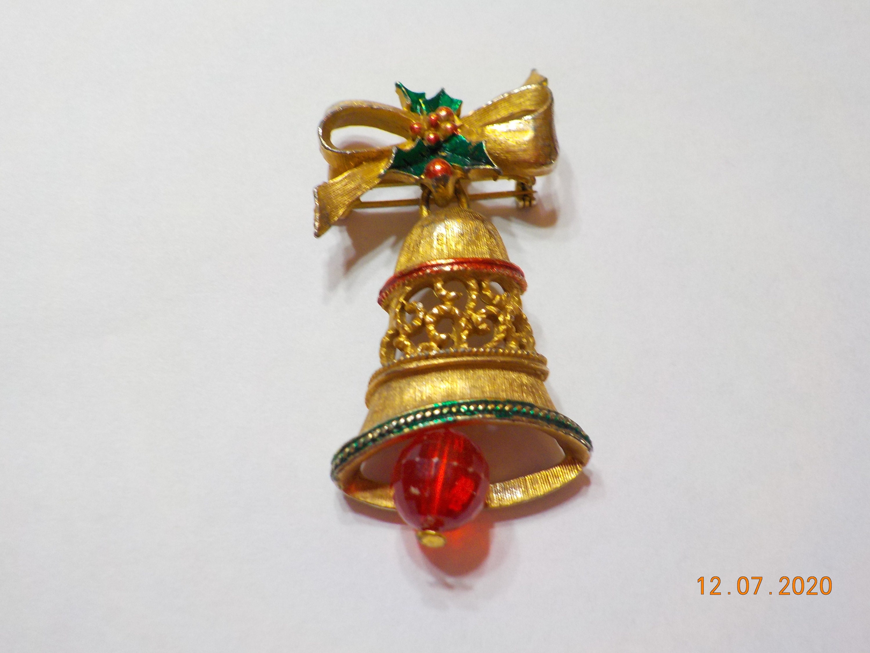 Gerry's Bell Brooch - Etsy