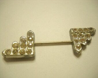 Vintage WMCA Art Deco Collar Pin (852) White Metal Casters Assoc.